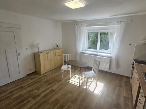 Pronájem bytu 1+1, Příbram - Příbram I, Charvátova, 44 m2