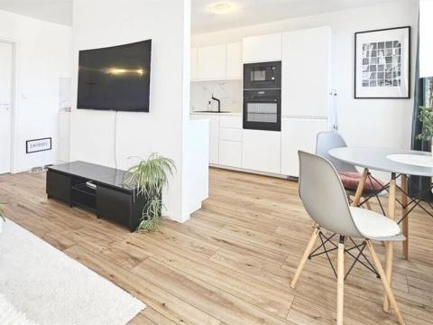 Pronájem bytu 3+kk, Průhonice, Dobřejovická, 73 m2