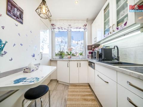 Prodej bytu 3+1, Kněžmost - Násedlnice, 70 m2
