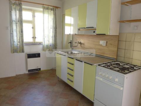 Prodej bytu 2+1, Plzeň - Doubravka, Železničářská, 63 m2