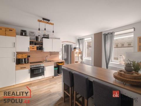 Prodej bytu 2+kk, Stod, Komenského nám., 54 m2