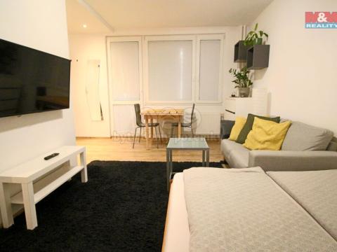Pronájem bytu 1+kk, Hradec Králové - Pražské Předměstí, Hrubínova, 28 m2