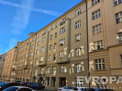 Prodej bytu 2+1, Praha - Holešovice, Schnirchova, 60 m2