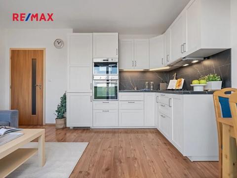 Prodej bytu 2+kk, Rajhrad, Klášterní Dvůr, 48 m2