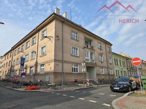 Prodej bytu 2+1, Chomutov, Křižíkova, 77 m2