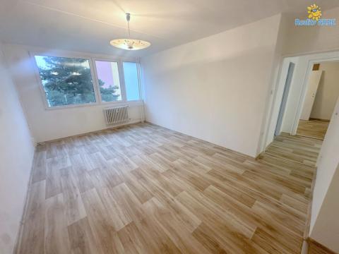 Pronájem bytu 3+kk, Praha - Kamýk, Machuldova, 62 m2