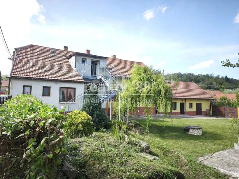 Prodej vícegeneračního domu, Dřínov, 227 m2