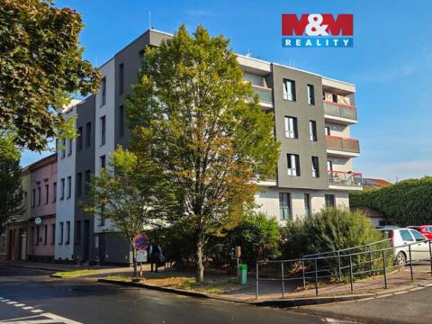 Pronájem bytu 3+kk, Pardubice - Zelené Předměstí, Bratranců Veverkových, 72 m2