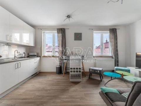 Pronájem bytu 2+kk, Praha, 48 m2