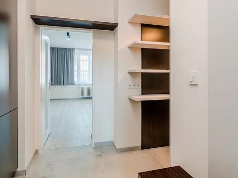 Pronájem bytu 1+kk, Praha - Nusle, 5. května, 34 m2