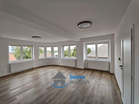Pronájem bytu 1+1, Skuteč, Boženy Němcové, 55 m2