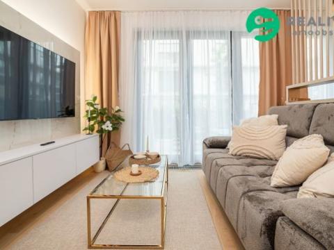 Pronájem bytu 1+kk, Praha - Hodkovičky, Šenácká, 37 m2