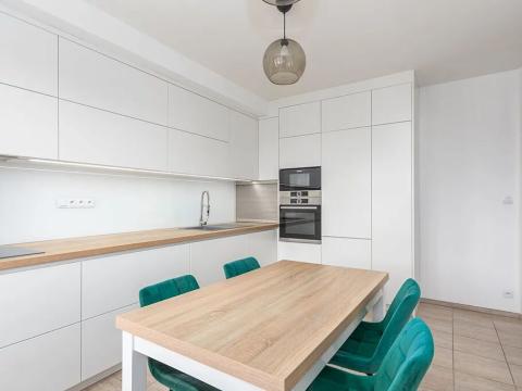 Pronájem bytu 3+1, Praha - Vršovice, Rostovská, 79 m2