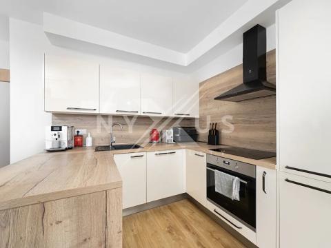Pronájem bytu 3+kk, Praha - Třebonice, Thomasova, 89 m2