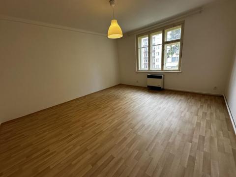 Pronájem bytu 1+kk, Praha - Strašnice, V předpolí, 30 m2