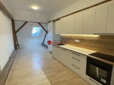 Pronájem bytu 4+kk, Hořice, 99 m2