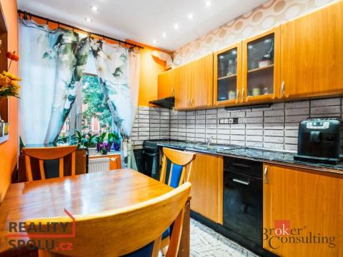 Prodej bytu 2+1, Ostrava, 28. října, 42 m2