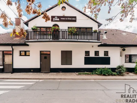 Prodej restaurace, Hodonín, Brandlova, 500 m2