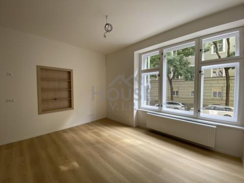 Prodej bytu 3+kk, Praha - Karlín, 105 m2