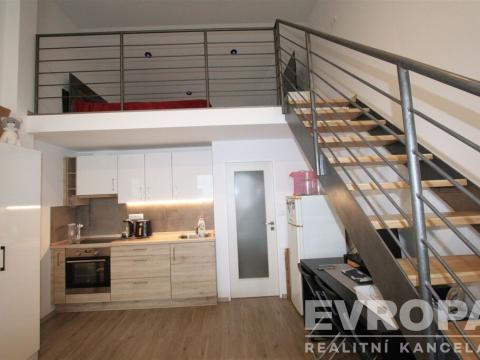 Pronájem bytu 2+kk, Praha - Libuš, Mirotická, 42 m2