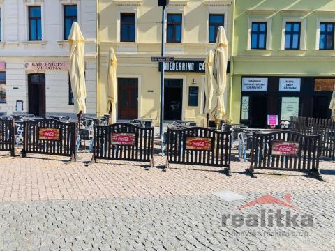 Pronájem restaurace, Opava - Město, Dolní náměstí, 150 m2