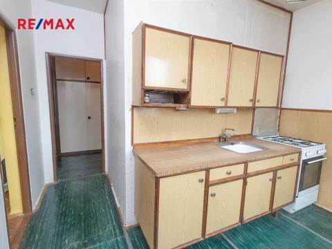 Prodej bytu 2+1, Praha - Malešice, Počernická, 54 m2