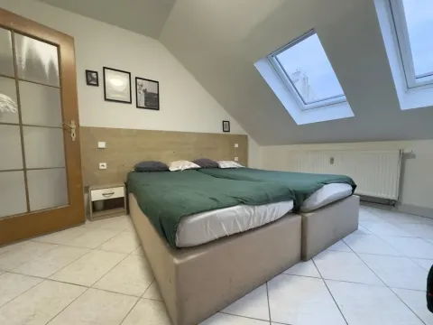 Pronájem bytu 2+kk, Praha - Smíchov, U Santošky, 50 m2