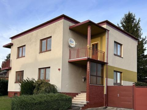 Prodej rodinného domu, Hroznová Lhota, 152 m2
