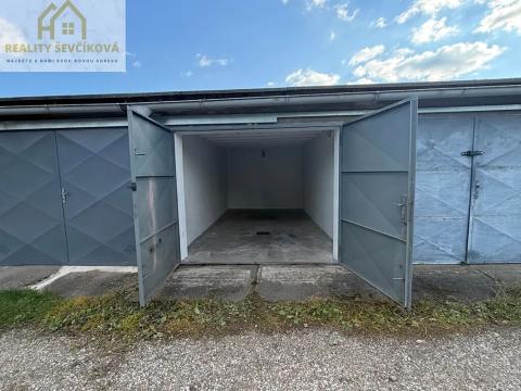 Prodej garáže, Hradec Králové, Čajkovského, 18 m2