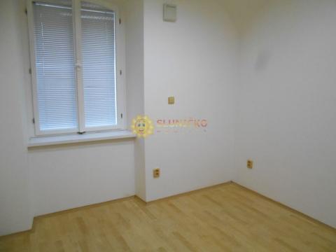 Pronájem obchodního prostoru, Opočno, Komenského, 15 m2