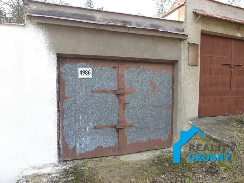Pronájem garáže, Ústí nad Labem, Důlce, 20 m2