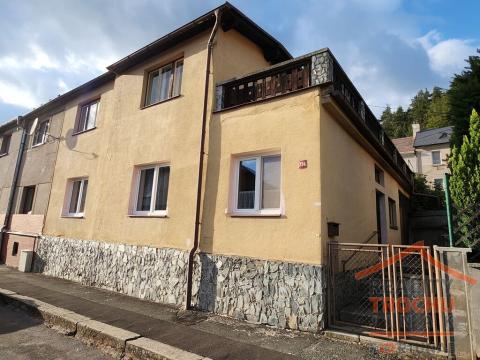 Prodej rodinného domu, Úpice, Sukova, 210 m2