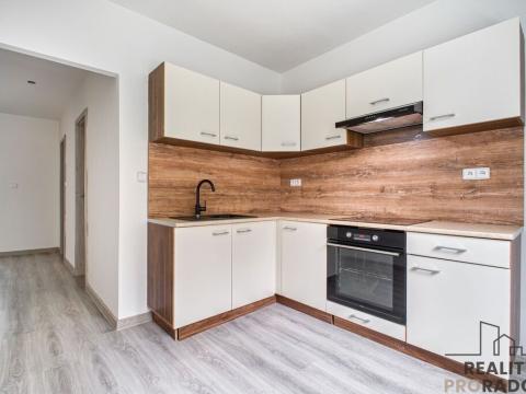 Pronájem bytu 2+1, Frýdek-Místek - Frýdek, Lískovecká, 66 m2