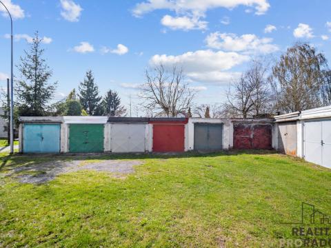 Pronájem garáže, Pardubice, Hrabalova, 19 m2