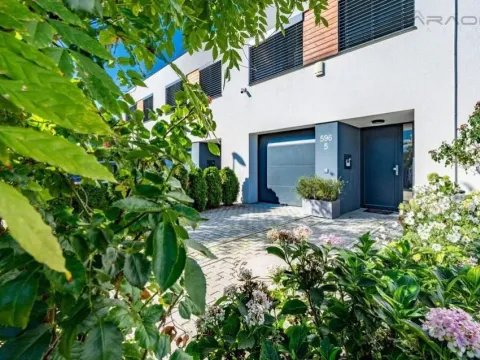 Prodej rodinného domu, Praha, Sukovská, 136 m2