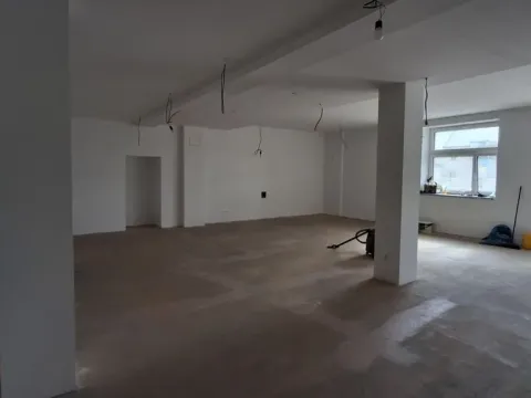 Pronájem obchodního prostoru, Olomouc, Chválkovická, 85 m2