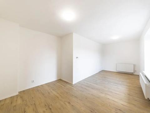 Prodej bytu 3+kk, Brno, Zezulova, 57 m2