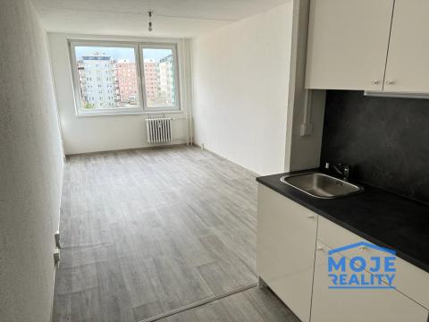 Pronájem bytu 2+kk, Praha - Černý Most, Generála Janouška, 46 m2