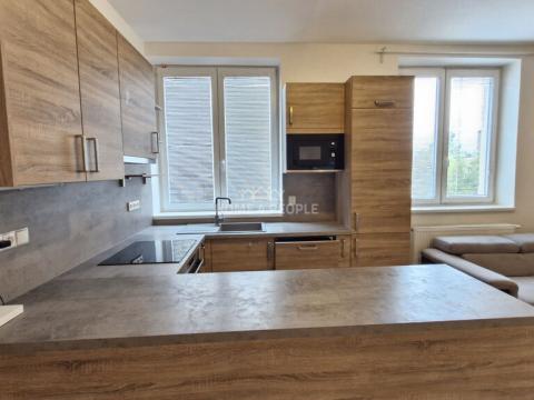 Pronájem bytu 3+kk, Pohořelice, Znojemská, 70 m2