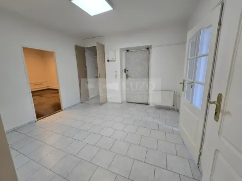 Pronájem kanceláře, Praha, Na Březince, 120 m2