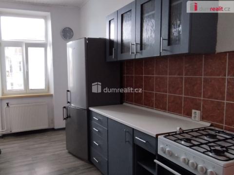 Pronájem bytu 3+1, Opava - Předměstí, Komenského, 69 m2