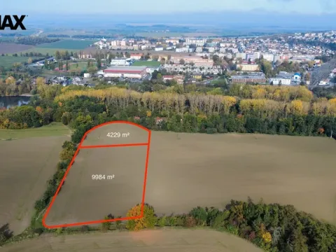 Prodej pozemku pro bydlení, Slaný, 3200 m2
