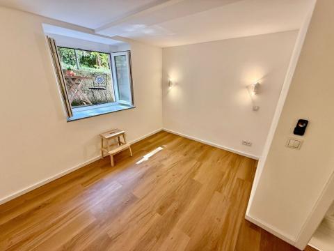 Pronájem bytu 1+kk, Praha, Nad Kajetánkou, 16 m2