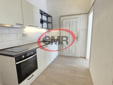 Pronájem bytu 2+kk, Praha, Čiklova, 51 m2