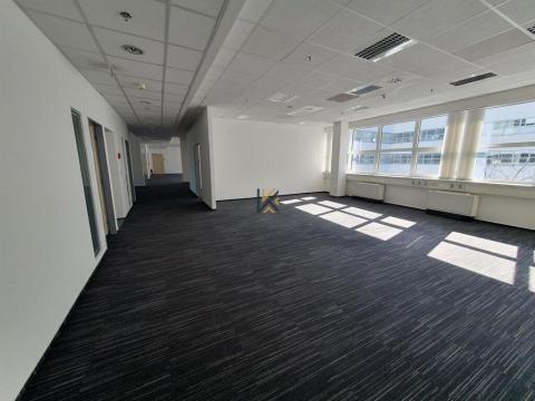 Pronájem kanceláře, Praha, Radlická, 576 m2