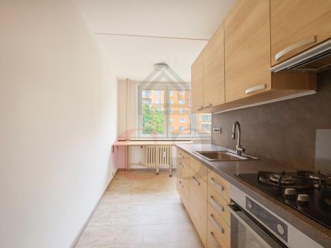 Pronájem bytu 2+1, Plzeň, Komenského, 65 m2