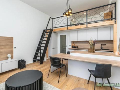 Pronájem bytu 4+kk, Praha - Žižkov, Malešická, 40 m2