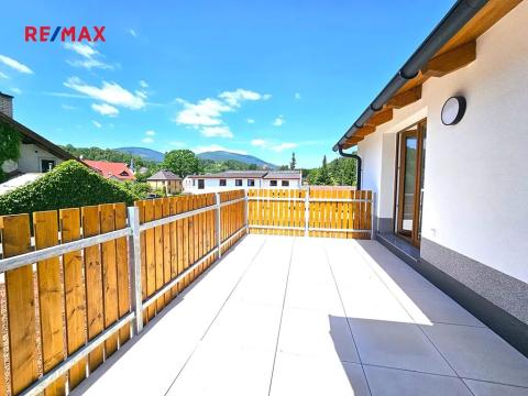 Prodej bytu 3+kk, Svoboda nad Úpou, Nádražní, 65 m2