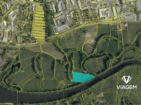 Prodej podílu pole, Hradec Králové, 4786 m2