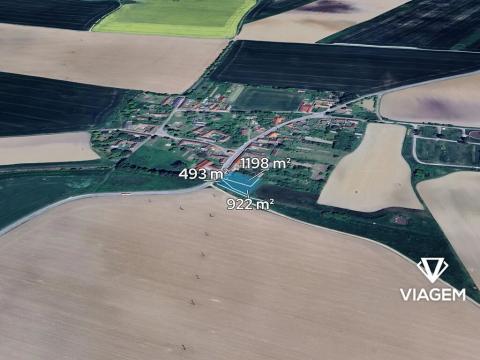 Prodej podílu zahrady, Starý Petřín, 1422 m2